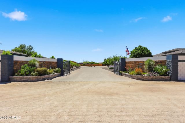 21906 N 86TH Avenue, Peoria, AZ 85383