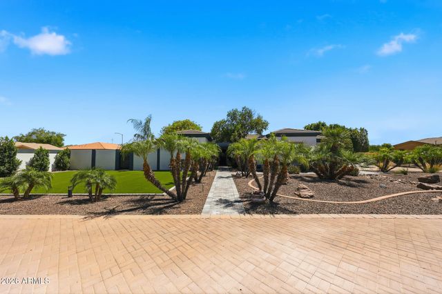 21906 N 86TH Avenue, Peoria, AZ 85383