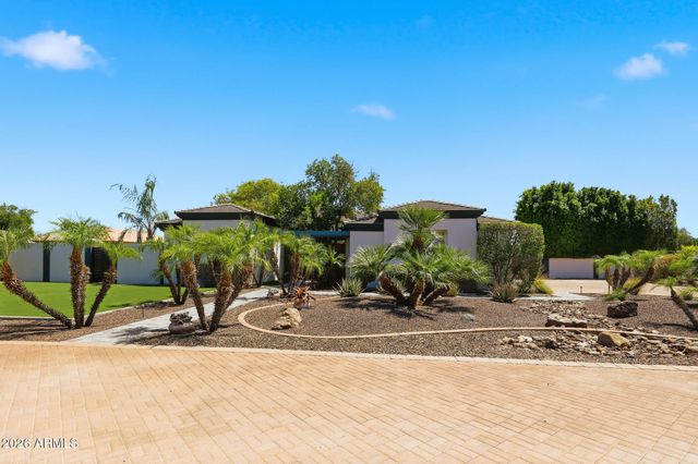 21906 N 86TH Avenue, Peoria, AZ 85383