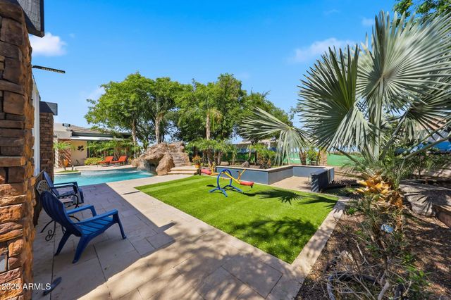 21906 N 86TH Avenue, Peoria, AZ 85383