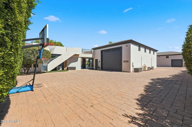 21906 N 86TH Avenue, Peoria, AZ 85383