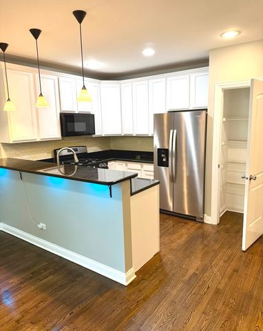 5017 S Prairie Avenue 1N, Chicago, IL 60615