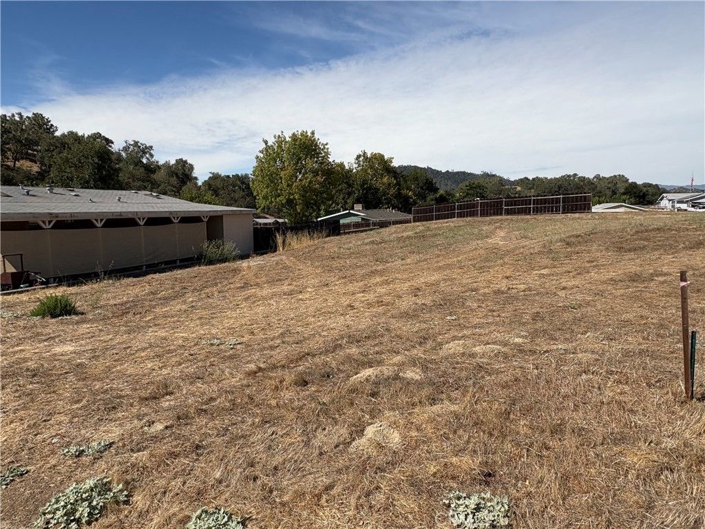Image 3 of property listing at 4135 Shetland, Paso Robles, CA 93446