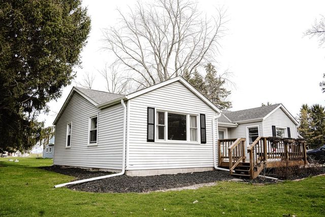 3014 Green Bay ROAD, Port Washington, WI 53074