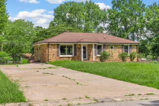 176 Taft Dr, Clarksville, TN 37042