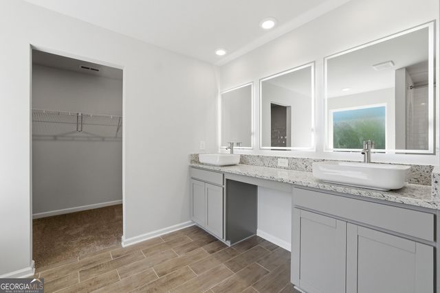 16 River Walk Farm Parkway, Covington, GA 30014