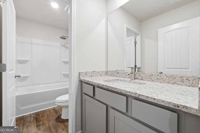 16 River Walk Farm Parkway, Covington, GA 30014