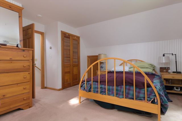 10 Ethan Hill, Brattleboro, VT 05301