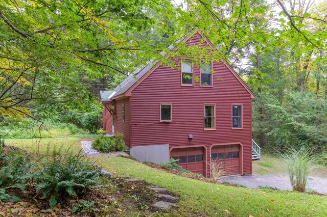 10 Ethan Hill, Brattleboro, VT 05301