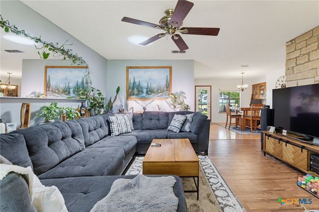 120 Rae Lane, Jarrell, TX 76537