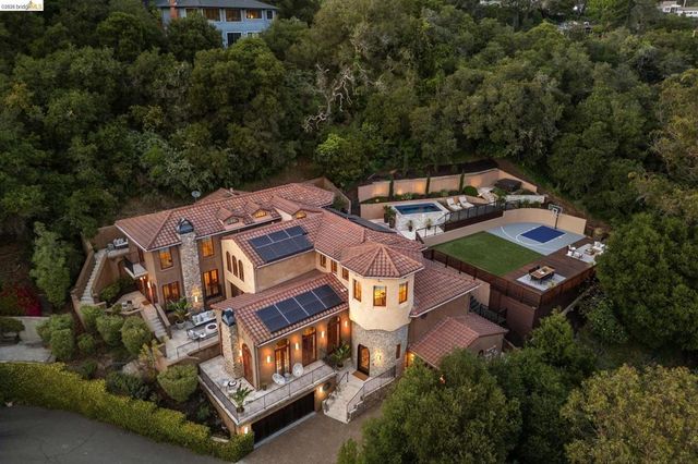 3 Maxwelton Rd., Piedmont, CA 94618