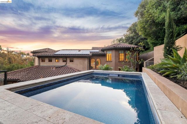 3 Maxwelton Rd., Piedmont, CA 94618