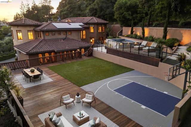 3 Maxwelton Rd., Piedmont, CA 94618