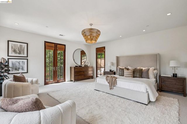 3 Maxwelton Rd., Piedmont, CA 94618