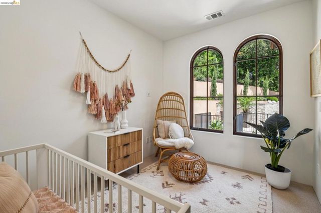 3 Maxwelton Rd., Piedmont, CA 94618