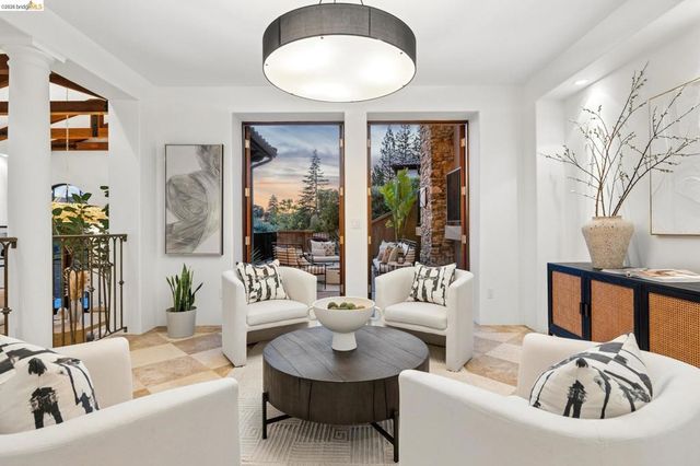 3 Maxwelton Rd., Piedmont, CA 94618