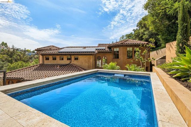 3 Maxwelton Rd., Piedmont, CA 94618