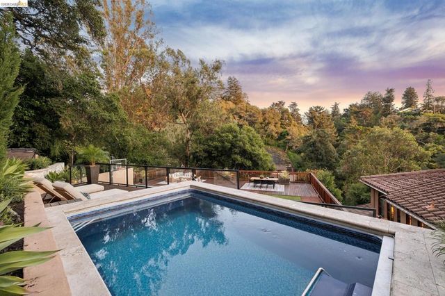 3 Maxwelton Rd., Piedmont, CA 94618