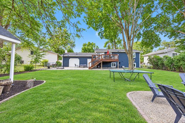 10225 99th Avenue N, Maple Grove, MN 55369