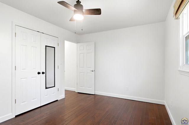 2536 SE Alexander DR, Topeka, KS 66605