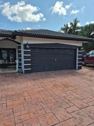 19431 SW 133rd Avenue, Miami, FL 33177