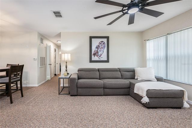 930 MOONLIGHT COVE ROAD 11-107, Orange City, FL 32763