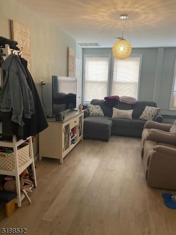 37 Edison St, Bloomfield Twp., NJ 07003