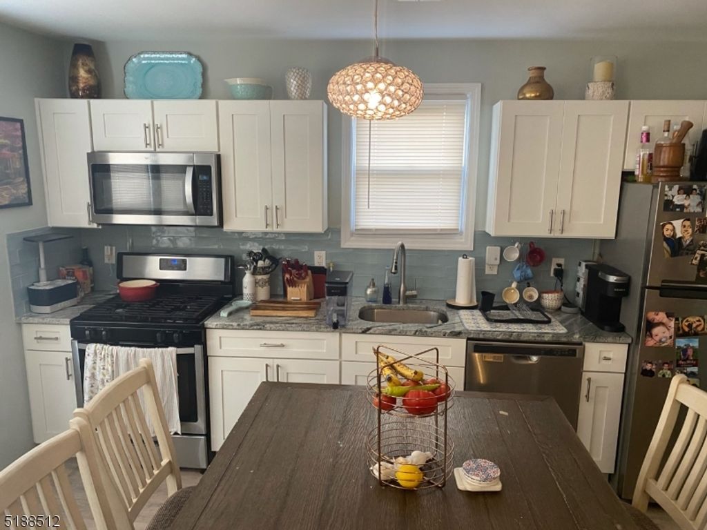 37 Edison St, Bloomfield Twp., NJ 07003 — photo 3
