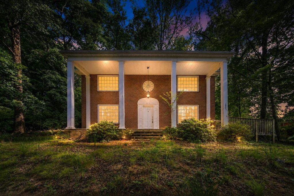 1009 Hardy RD, Vinton, VA 24179