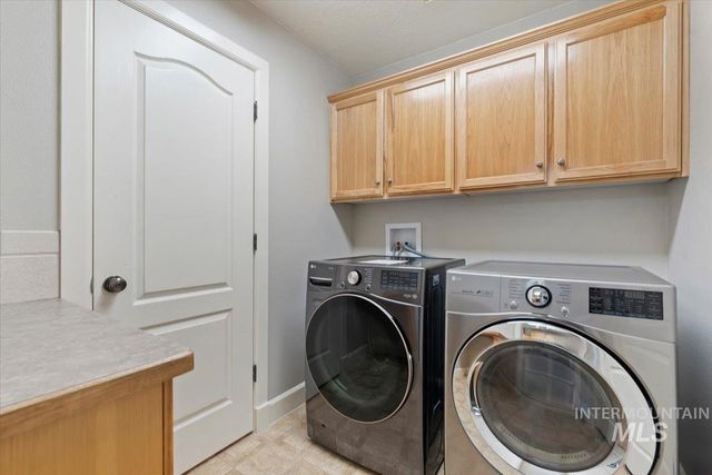 24240 Tiger Lane, Caldwell, ID 83607