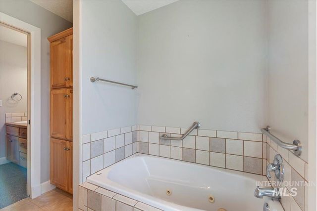 24240 Tiger Lane, Caldwell, ID 83607