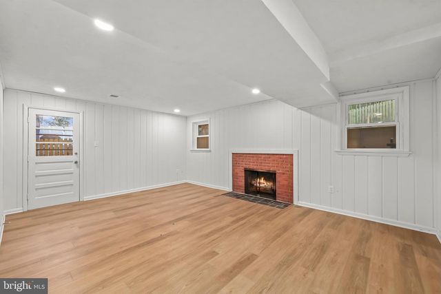 2320 WINDSOR RD, Alexandria, VA 22307