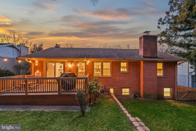 2320 WINDSOR RD, Alexandria, VA 22307