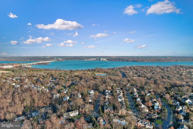 2320 WINDSOR RD, Alexandria, VA 22307