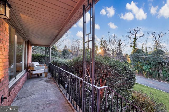 2320 WINDSOR RD, Alexandria, VA 22307