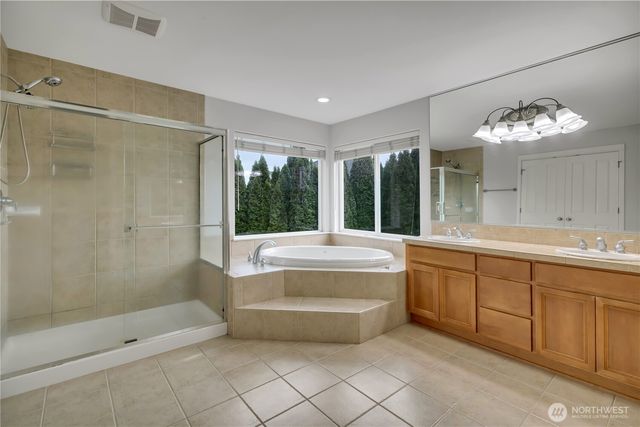 12006 183rd Street E, Puyallup, WA 98374