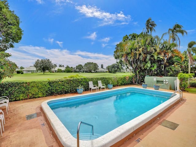 340 Orange Tree Drive 3, Atlantis, FL 33462