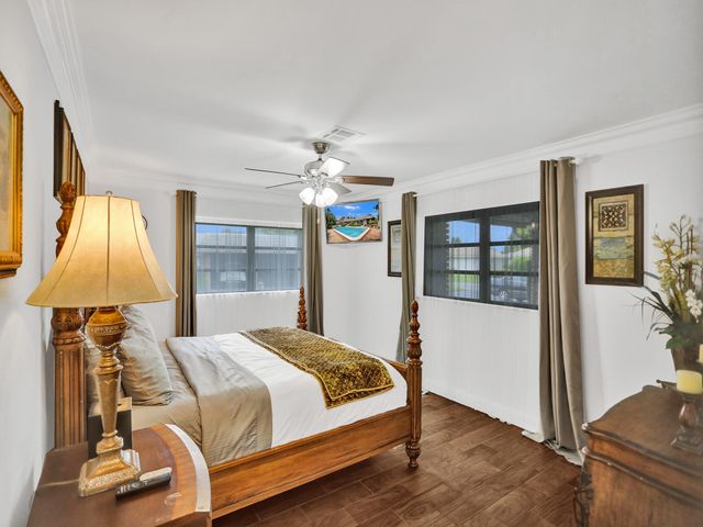 340 Orange Tree Drive 3, Atlantis, FL 33462