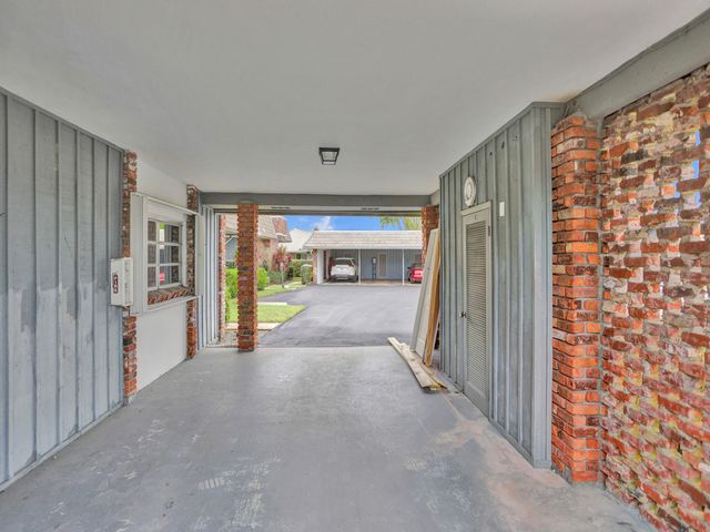340 Orange Tree Drive 3, Atlantis, FL 33462