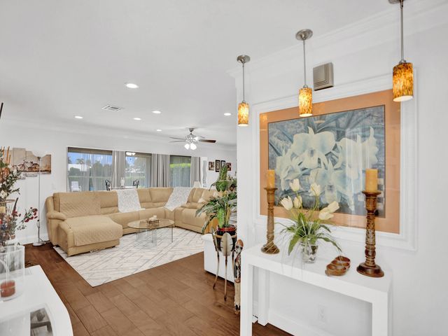 340 Orange Tree Drive 3, Atlantis, FL 33462