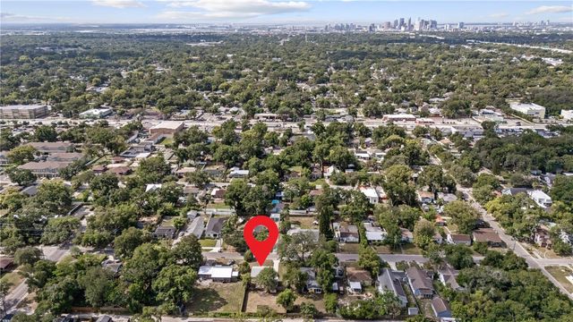1418 E POWHATAN AVENUE, Tampa, FL 33604