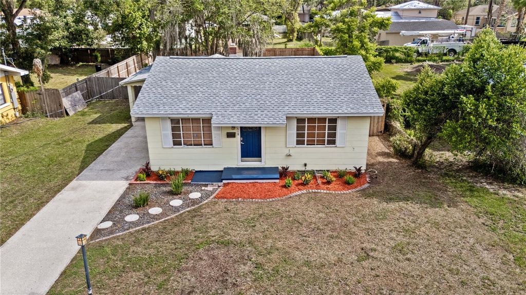 1418 E POWHATAN AVENUE, Tampa, FL 33604