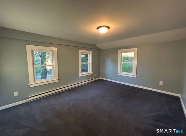 29 Mansfield Street B, Bethel, CT 06801