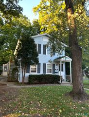 29 Mansfield Street B, Bethel, CT 06801