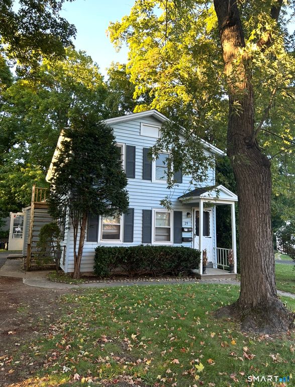29 Mansfield Street B, Bethel, CT 06801