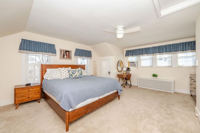 44 N Adams Street, Manchester, NH 03104