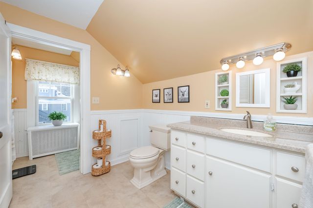 44 N Adams Street, Manchester, NH 03104