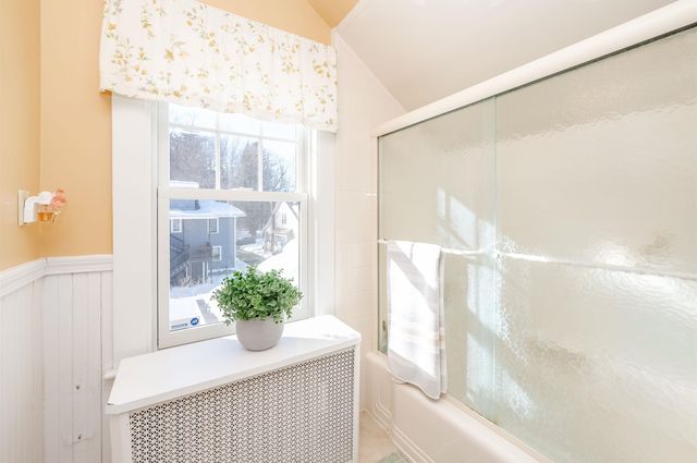 44 N Adams Street, Manchester, NH 03104