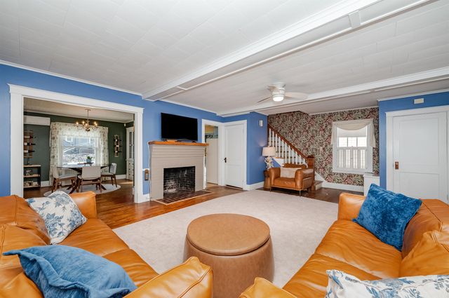 44 N Adams Street, Manchester, NH 03104