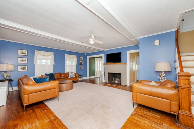 44 N Adams Street, Manchester, NH 03104